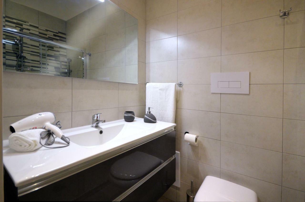 Alexandra Exclusive Apartment Napels Buitenkant foto
