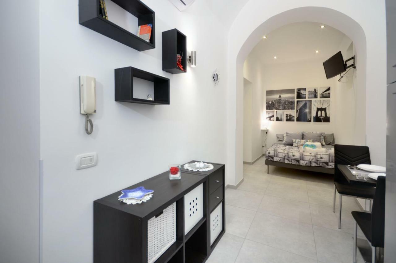Alexandra Exclusive Apartment Napels Buitenkant foto